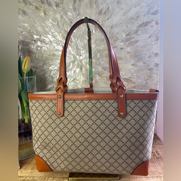 GUCCI Diamante Canvas and Golden Leather Tote with Pouch - Picture 3 of 14